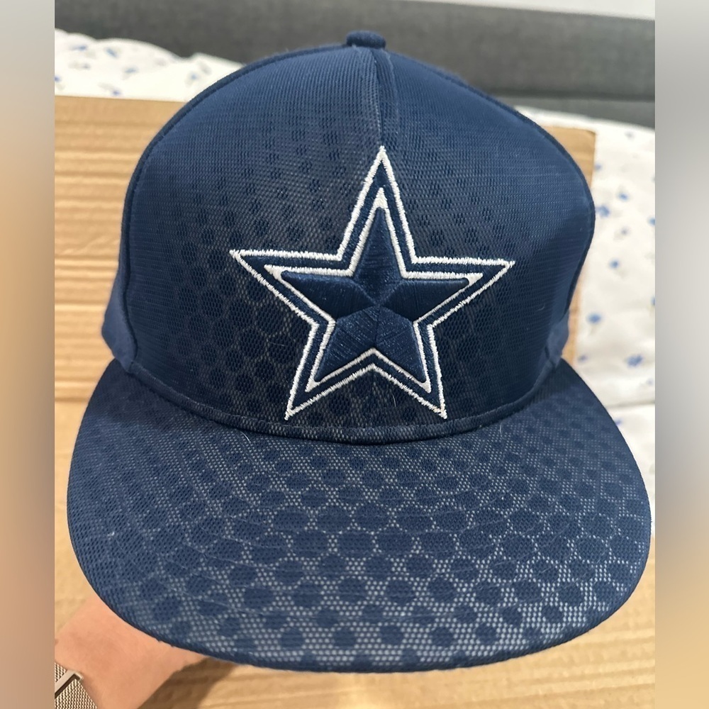 Men's Dallas Cowboys New Era 9FIFTY Navy Reflective Polka Dot Adjustable Hat/Cap